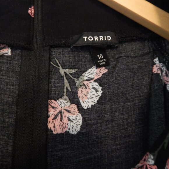 Torrid Black Floral Print Button Front Maxi Skirt - Picture 8 of 10